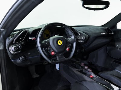 FERRARI 488 PISTA - 2