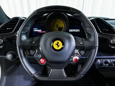 FERRARI 488 PISTA - 10