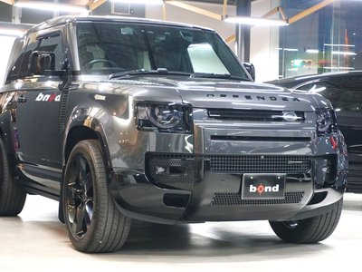 LAND ROVER DEFENDER - 2