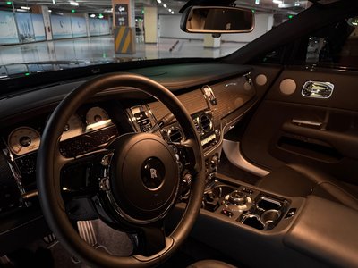 ROLLS-ROYCE WRAITH - 9