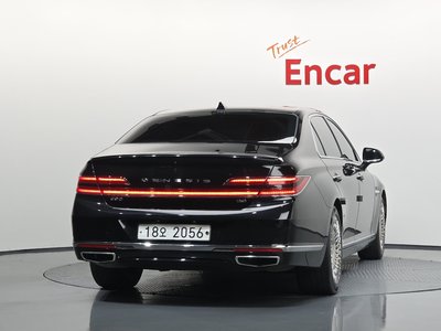 صورة 4 لـ 2019 Genesis G90