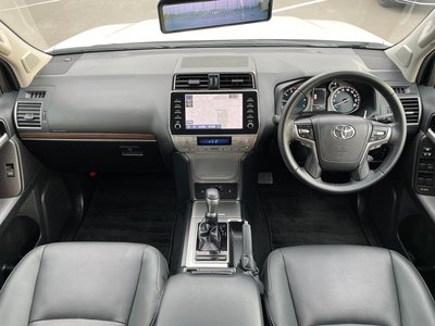 TOYOTA LAND CRUISER PRADO - 5