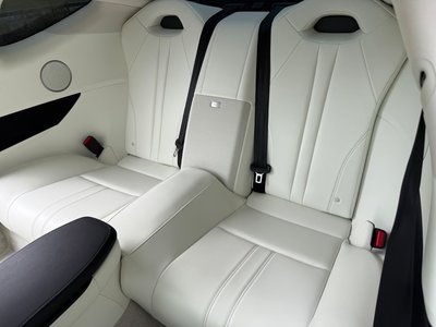 صورة مصغرة 38 لـ 2026 Lexus LC