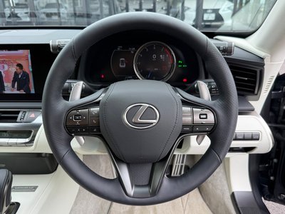 صورة مصغرة 24 لـ 2026 Lexus LC