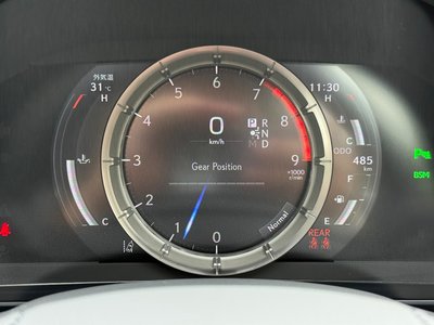 صورة مصغرة 25 لـ 2026 Lexus LC