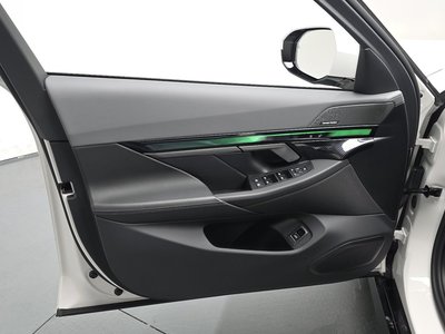 2025 BMW 5 SERIES 缩略图 14
