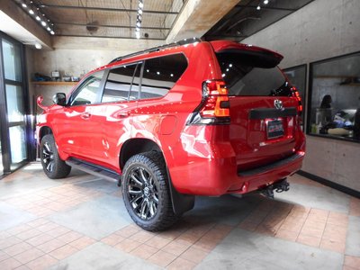 TOYOTA LAND CRUISER PRADO - 8