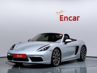 PORSCHE 718 BOXSTER