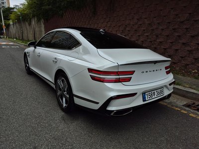 2026 Genesis G80 (RG3) photo 6