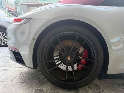 2022 Porsche 911 — миниатюра 11