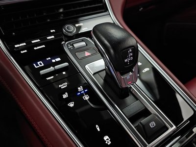 PORSCHE PANAMERA - 9