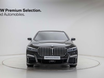 BMW 7 SERIES - 2