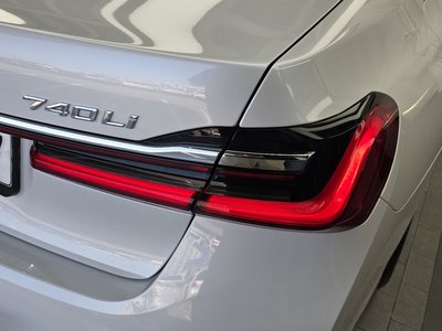 BMW 7 SERIES - 10
