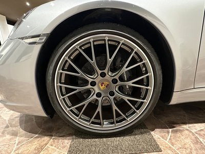 صورة مصغرة 12 لـ 2018 Porsche 911