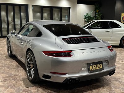 صورة 8 لـ 2018 Porsche 911