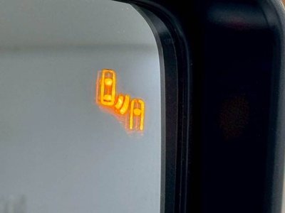 TOYOTA LAND CRUISER 250 - 7