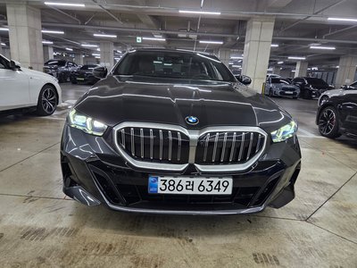2026 BMW 5 SERIES photo 2