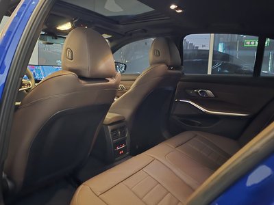 صورة 10 لـ 2024 BMW 3 SERIES