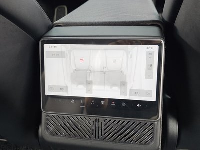 2025 Tesla MODEL Y — миниатюра 25