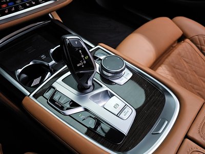 BMW 7 SERIES - 9