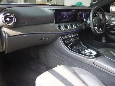 صورة 2 لـ 2018 Mercedes-BENZ MERCEDES-AMG