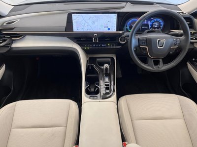 2024 Toyota CROWN CROSSOVER — фото 2