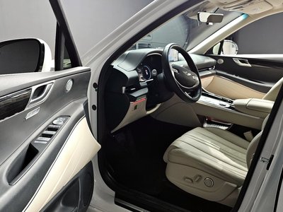 GENESIS GV80 - 10