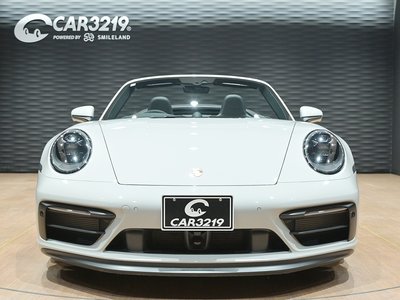 PORSCHE 911 - 6