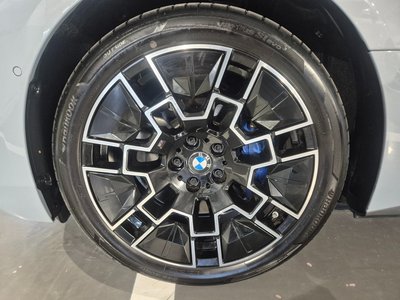 BMW I4 - 6