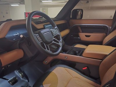 LAND ROVER DEFENDER - 6