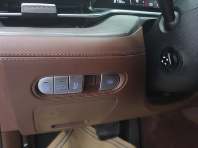 صورة مصغرة 17 لـ 2022 Genesis G90 (RS4)