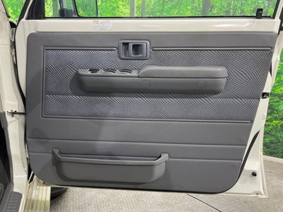 2015 Toyota LAND CRUISER 70 — миниатюра 47