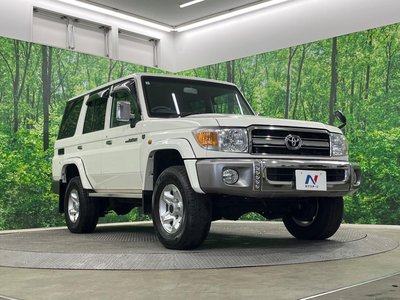 2015 Toyota LAND CRUISER 70 — миниатюра 17