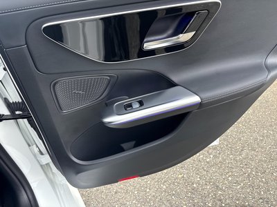 صورة مصغرة 56 لـ 2025 MERCEDES-BENZ C-CLASS