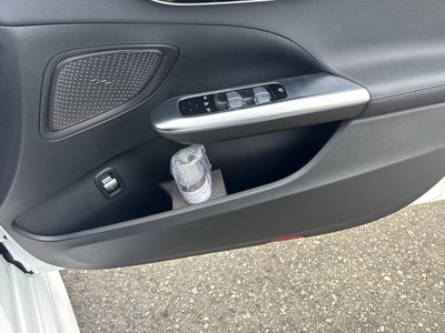 صورة مصغرة 30 لـ 2025 MERCEDES-BENZ C-CLASS
