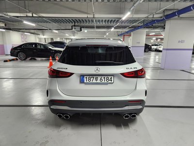 MERCEDES-BENZ GLA - 7