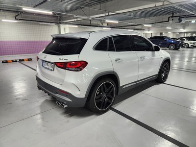 MERCEDES-BENZ GLA - 8