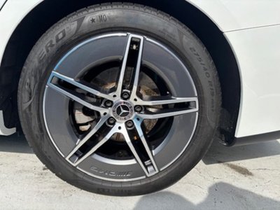 MERCEDES-BENZ E-CLASS - 7