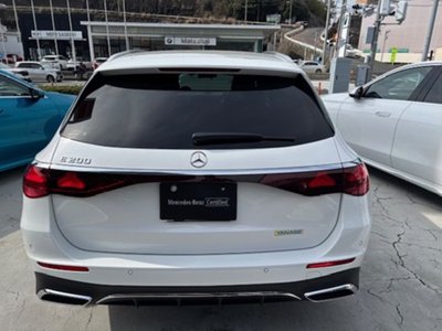 MERCEDES-BENZ E-CLASS - 6