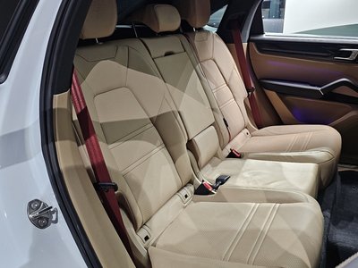 صورة مصغرة 17 لـ 2023 Porsche CAYENNE