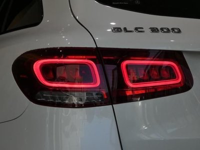 MERCEDES-BENZ GLC - 4