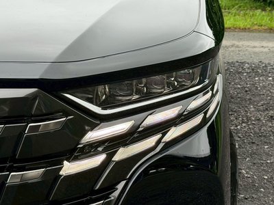 2025 TOYOTA ALPHARD photo 4