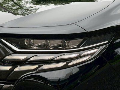 2025 TOYOTA ALPHARD photo 5