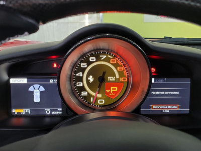 FERRARI 488 - 8