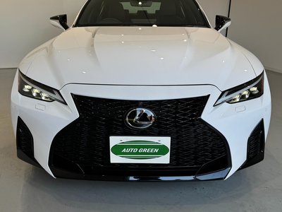LEXUS IS - 3