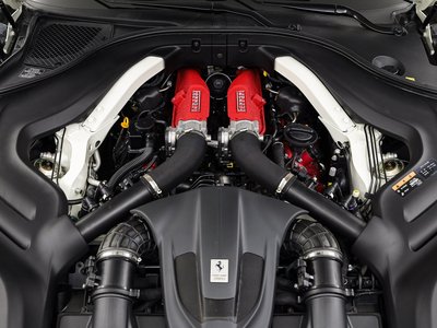 FERRARI PORTOFINO M - 10