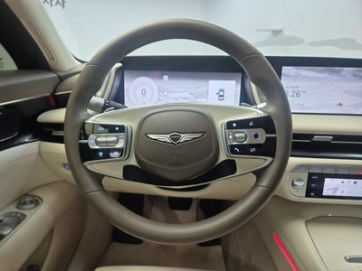 صورة 9 لـ 2022 Genesis G90 (RS4)