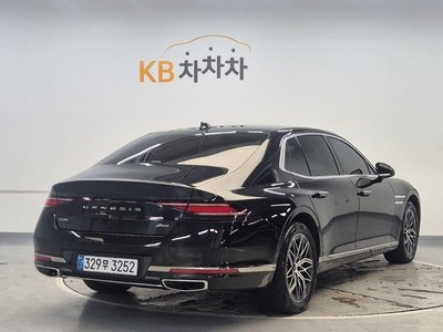 صورة 2 لـ 2022 Genesis G90 (RS4)