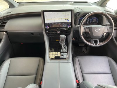 TOYOTA ALPHARD - 3
