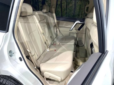 TOYOTA LAND CRUISER PRADO - 10